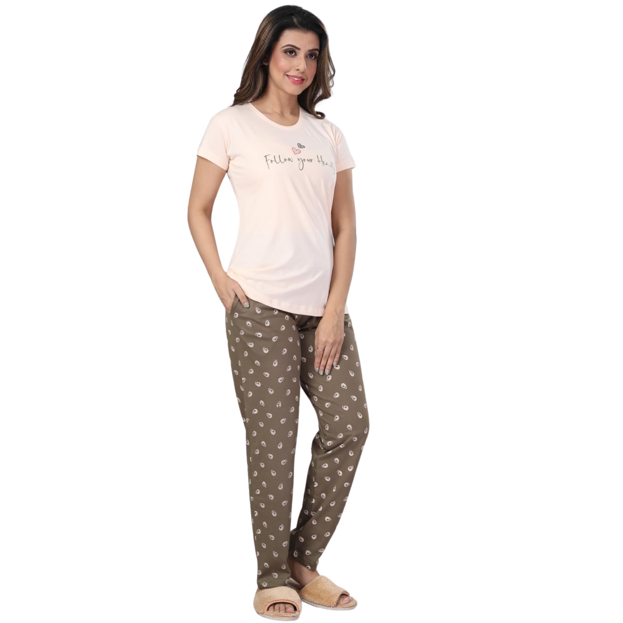 Ceenai Women's Cotton Nightwear Set with T-Shirt and Pyjamas, Soft and Comfortable for Sleep and Loungewear Four Sizes 36,38,40,42